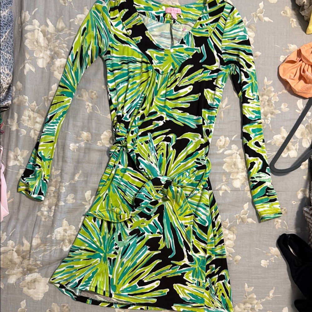 Vibrant Green and Black Patterned Dress